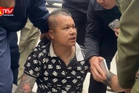 Cướp giật tại ngân hàng giữa ban ngày, thủ phạm bị tóm gọn sau vài phút