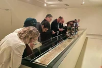 Israel trưng bày bản Kinh Thánh cổ gần như nguyên vẹn lâu đời nhất