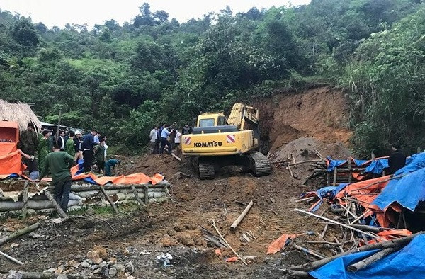 Sa hố bùn thải khi đi mót quặng, người phụ nữ tử vong ảnh 1