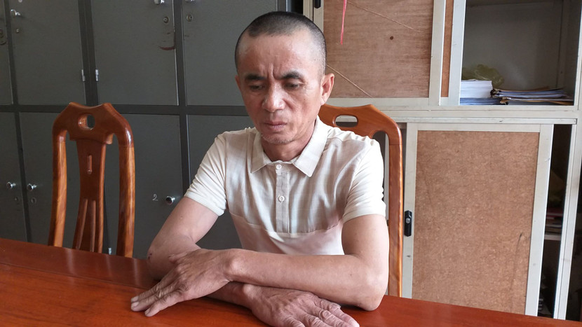 Gã đàn ông dâm ô bé gái hàng xóm bị thiểu năng ảnh 1 Gã đàn ông dâm ô bé gái hàng xóm bị thiểu năng ảnh 1