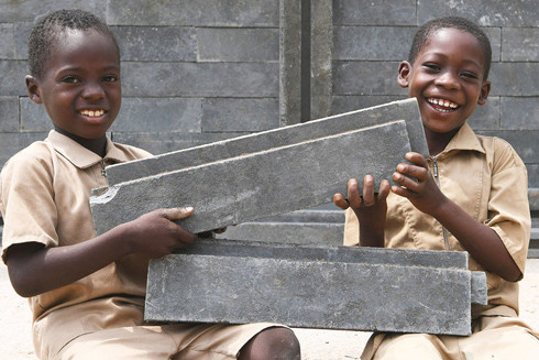 Sản xuất gạch từ rác thải nhựa ảnh 1