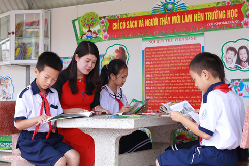 Trao truyền cho trẻ ảnh 1