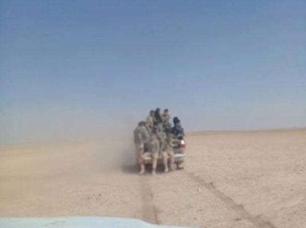 Quân đội Syria dồn sức đánh chiếm căn cứ chiến lược ở tây Deir Ezzor ảnh 1