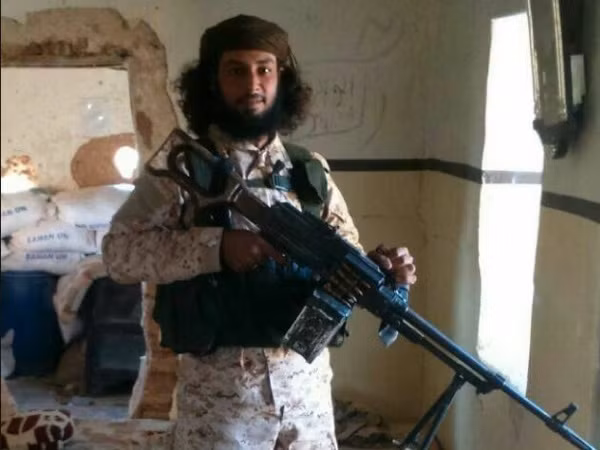 Chỉ huy hàng đầu HTS thiệt mạng trong trận chiến với phe đối thủ ở Aleppo ảnh 1