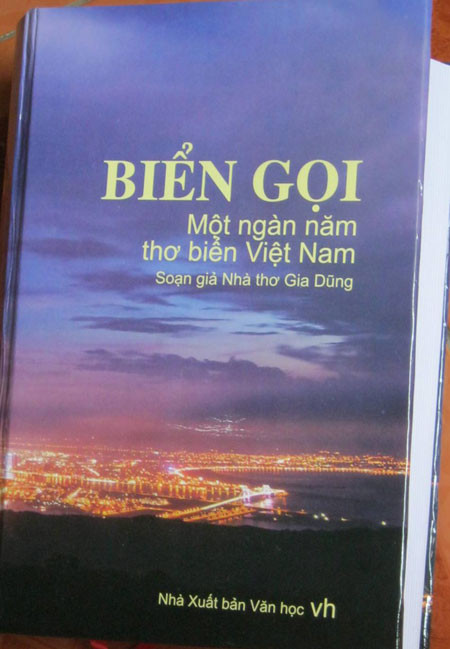 Xuất bản Tuyển thơ đồ sộ về biển đảo Việt Nam ảnh 1