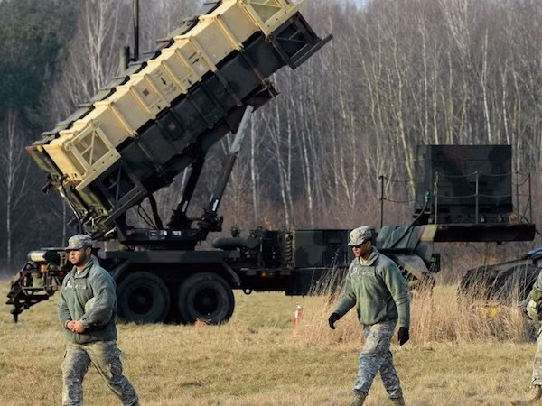 NATO tiếp tục kế hoạch mở rộng về Đông Âu ảnh 1