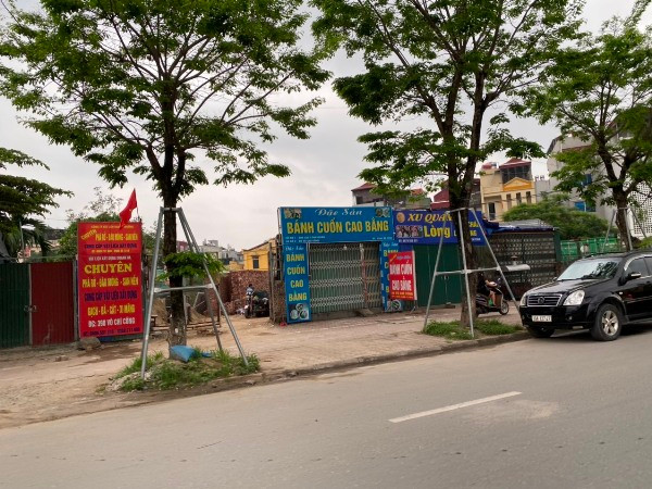 ‘Diện mạo’ hàng quán ở Hà Nội sáng 28-3, sau chủ trương tạm đóng cửa phòng chống dịch Covid-19 ảnh 4