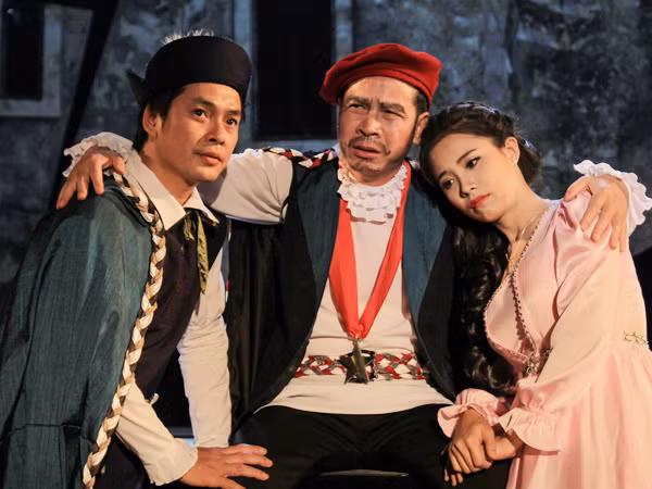 Nghệ sĩ Nhà hát Kịch Việt Nam lưu diễn ở Singapore ảnh 1