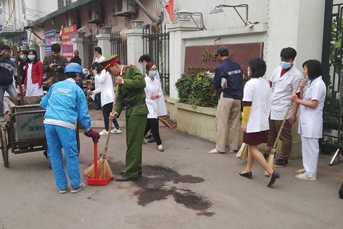 Chung tay giữ gìn môi trường Thủ đô xanh - sạch - đẹp qua những việc làm cụ thể, thiết thực ảnh 5 Chung tay giữ gìn môi trường Thủ đô xanh - sạch - đẹp qua những việc làm cụ thể, thiết thực ảnh 5