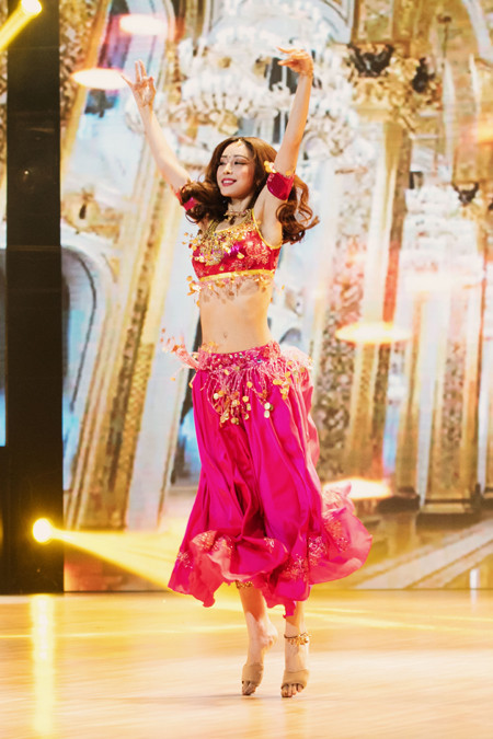 Jennifer Phạm hoá thành "cô dâu 8 tuổi" ảnh 4