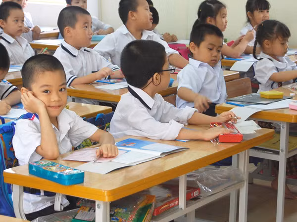 Năm học mới, tiếp tục giảm áp lực bậc tiểu học ảnh 1
