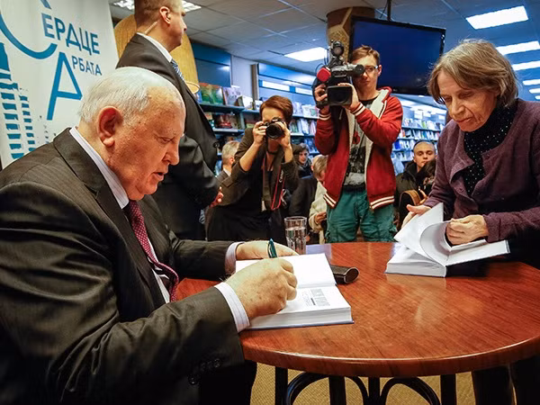 Mikhail Gorbachev: Tổng thống Putin đã cứu nước Nga khỏi sự sụp đổ ảnh 1