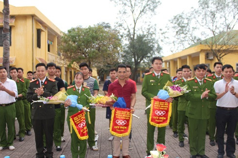 Sôi nổi các hoạt động thể thao ảnh 1