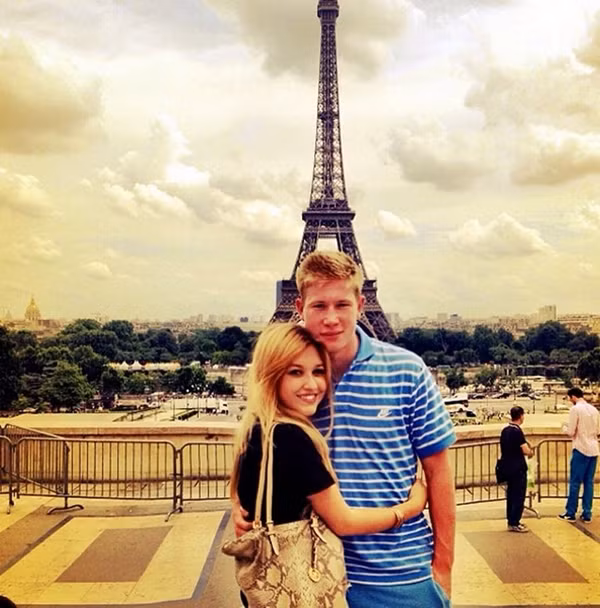 Bạn gái của De Bruyne háo hức gia nhập làng WAGs của Premier League ảnh 2