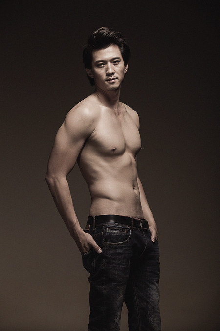 Siêu mẫu Diệu Huyền “nỏng bỏng” với váy xuyên thấu ảnh 5