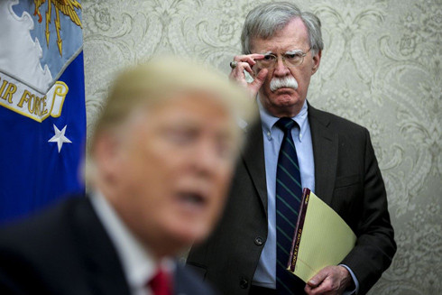 Sai lầm "chết người" khiến Cố vấn An ninh quốc gia Mỹ phải ra đi ảnh 1