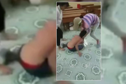 Kiểm điểm, xử lý nghiêm vụ bắt nạt bạn học, đánh hội đồng một nữ sinh lớp 9 ở Hưng Yên ảnh 1 Kiểm điểm, xử lý nghiêm vụ bắt nạt bạn học, đánh hội đồng một nữ sinh lớp 9 ở Hưng Yên ảnh 1