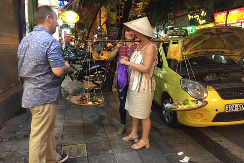 Nạn "chặt chém" kìm hãm sự phát triển du lịch ảnh 1