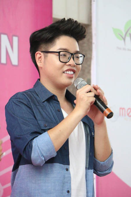 Đức Phúc "nhắn nhủ" cô giáo Mỹ Tâm cùng mang âm nhạc đến bệnh viện ảnh 9