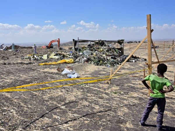 Boeing kiểm tra máy bay 737MAX sau khi phát hiện vật thể lạ trong thùng nhiên liệu ảnh 1