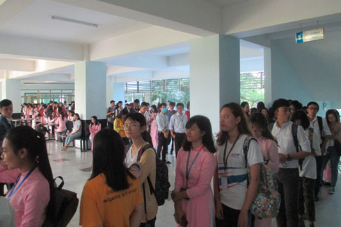 Sức hút lạ kỳ khiến hàng trăm "chiến binh" khởi nghiệp xếp hàng vào đối thoại ảnh 1