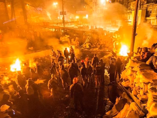 Báo Nga: Cuộc nội chiến ở Ukraine mang lại lợi ích cho Trung Quốc ảnh 1