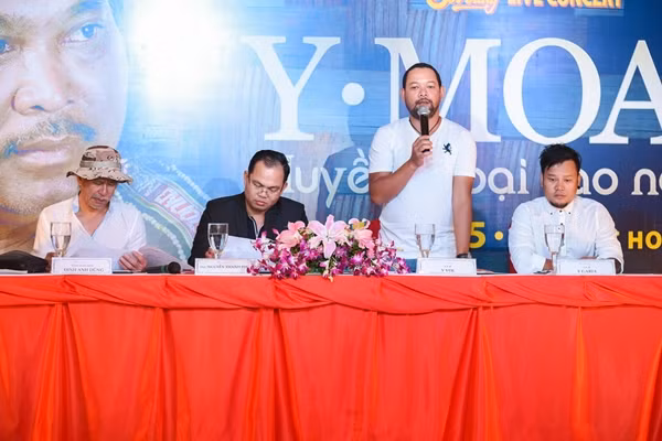 Đêm nhạc tưởng nhớ NSND Y Moan - Huyền thoại cao nguyên ảnh 7