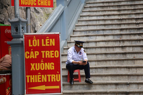 Đò qua, đò lại ở chùa Hương "mùa… Covid-19" ảnh 2