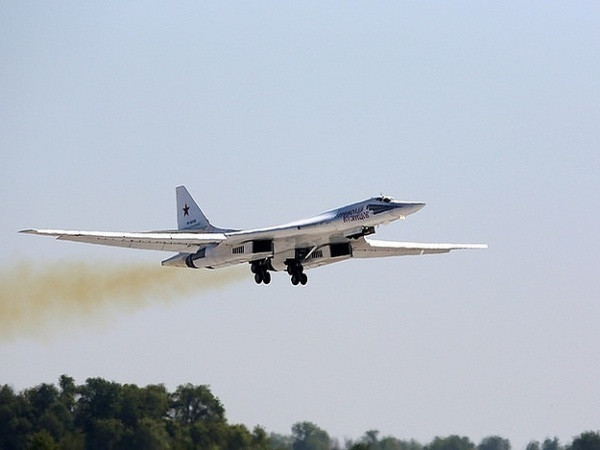 Tổng thống Putin tự hào khi nói về oanh tạc cơ mới Tupolev Tu-160 ảnh 1 Tổng thống Putin tự hào khi nói về oanh tạc cơ mới Tupolev Tu-160 ảnh 1