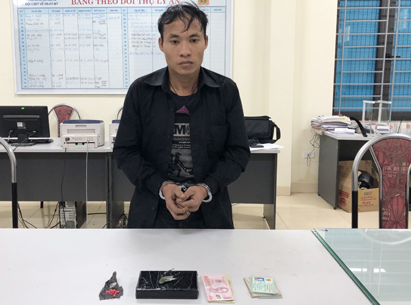 Đại úy Công an bị bắn khi đang khám xét nhà đối tượng mua bán trái phép ma túy ảnh 2