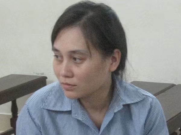 "Nữ quái" thuê xe ô tô, đi cầm cố rồi chiếm đoạt ảnh 1