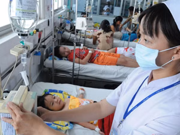 5.263 trường hợp mắc sốt xuất huyết ảnh 1