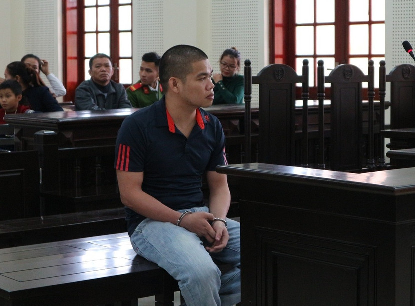 Giảm án cho người đàn ông mua ma túy về dùng dần ảnh 1 Giảm án cho người đàn ông mua ma túy về dùng dần ảnh 1