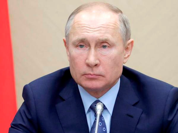 Nga bảo vệ tuyệt đối Tổng thống Putin trước dịch Covid-19 ảnh 1