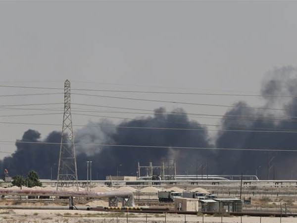 Tổng thống Mỹ gia tăng trừng phạt lên Iran sau vụ tấn công vào Saudi Arabia ảnh 1