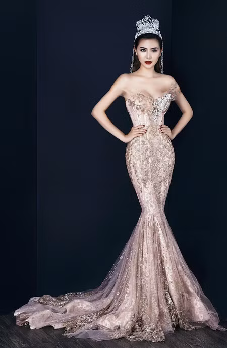 Nữ hoàng sắc đẹp toàn cầu Ngọc Duyên khoe vóc dáng "đồng hồ cát" gợi cảm ảnh 1