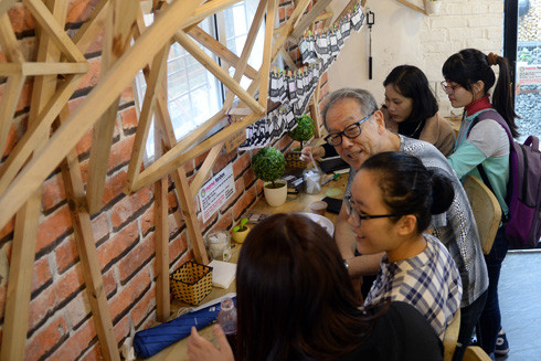 "Bán" văn hóa tử tế cho người tiêu dùng ảnh 2 "Bán" văn hóa tử tế cho người tiêu dùng ảnh 2