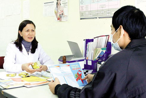 Thẻ bảo hiểm y tế: "Phương thuốc" cho bệnh nhân điều trị ARV ảnh 1