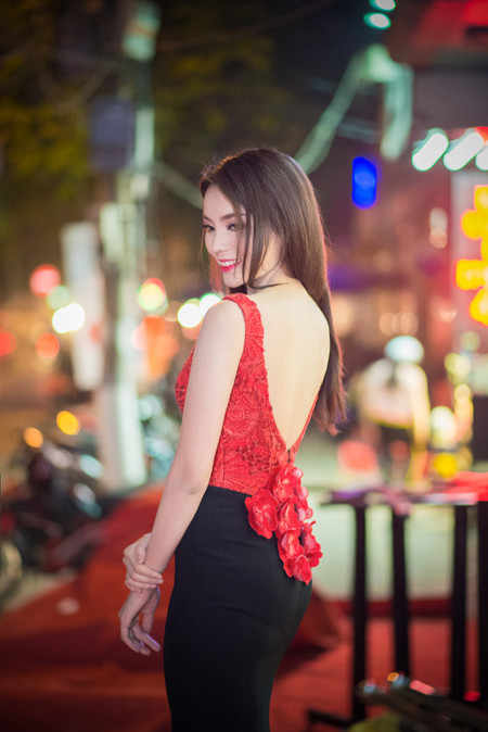 Hoa hậu Kỳ Duyên “lu mờ” trước đàn chị Ngọc Hân ảnh 5