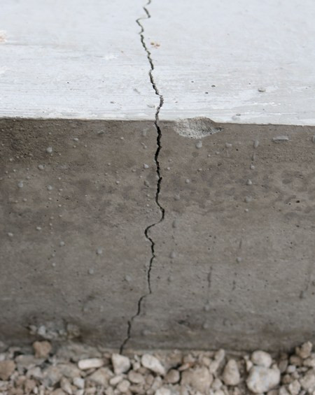 Đường vừa làm xong đã… nứt ảnh 3