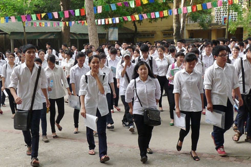 Đề xuất "khoán" xét tốt nghiệp THPT cho nhà trường: Lo phát sinh tiêu cực ảnh 1