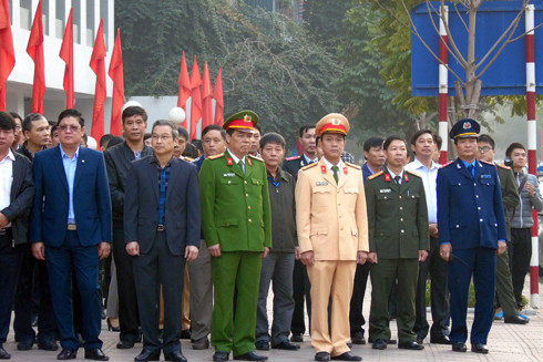 Ra quân xử lý vi phạm trật tự ATGT và trật tự đô thị ảnh 2 Ra quân xử lý vi phạm trật tự ATGT và trật tự đô thị ảnh 2