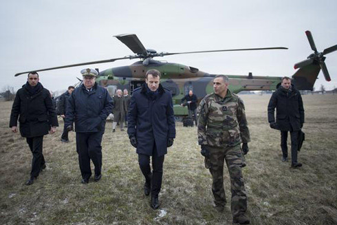 Đằng sau tuyên bố gây sốc của Tổng thống Pháp: "NATO đang chết não" ảnh 1