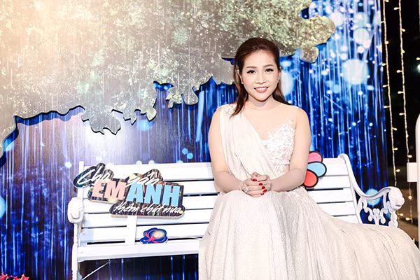 Dàn sao Việt dự ra mắt phim "Cho em gần anh hơn chút nữa" ảnh 6