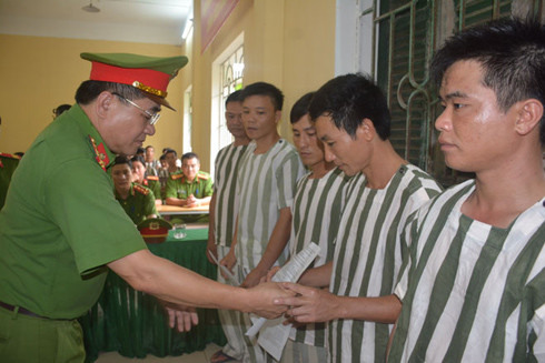 Những điều kiện để được tha tù trước thời hạn ảnh 1