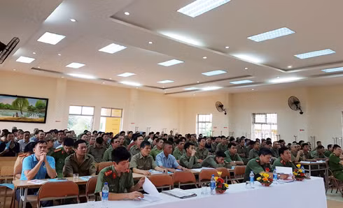 Nâng cao kiến thức pháp luật cho lực lượng bảo vệ dân phố ảnh 1 Nâng cao kiến thức pháp luật cho lực lượng bảo vệ dân phố ảnh 1