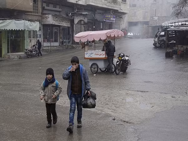 Người dân Syria khốn cùng trong đói khát, chết chóc, thời tiết khắc nghiệt ảnh 5