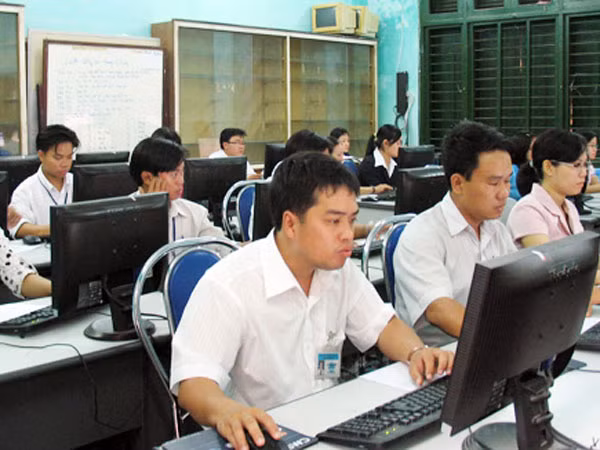 Muốn tinh giản biên chế, phải quy trách nhiệm người đứng đầu ảnh 1