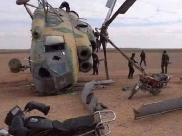 Trực thăng SAA rơi khi tấn công Idlib, toàn bộ tổ lái thiệt mạng ảnh 1