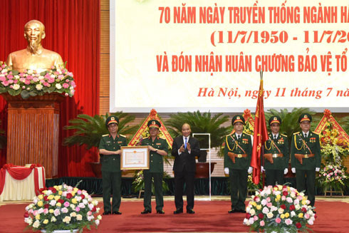 Cán bộ hậu cần phải thực sự thương yêu, chăm lo đến đời sống vật chất, tinh thần của bộ đội ảnh 1